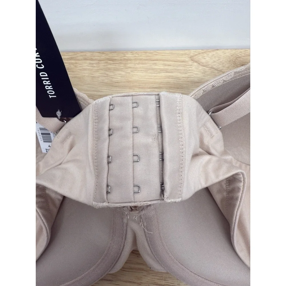 Torrid 46C Bra Beige Curve Demi Underwire Back Closure‎ Memory Foam Cups New #22